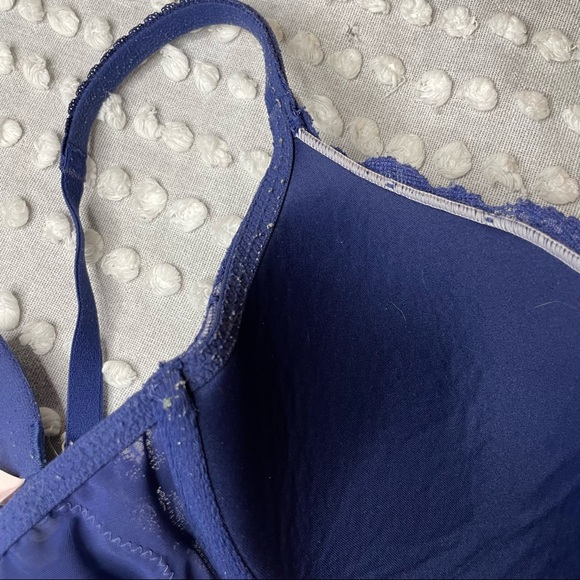 [Victoria’s Secret] Body By Victoria Lined Demi - Picture 7 of 8